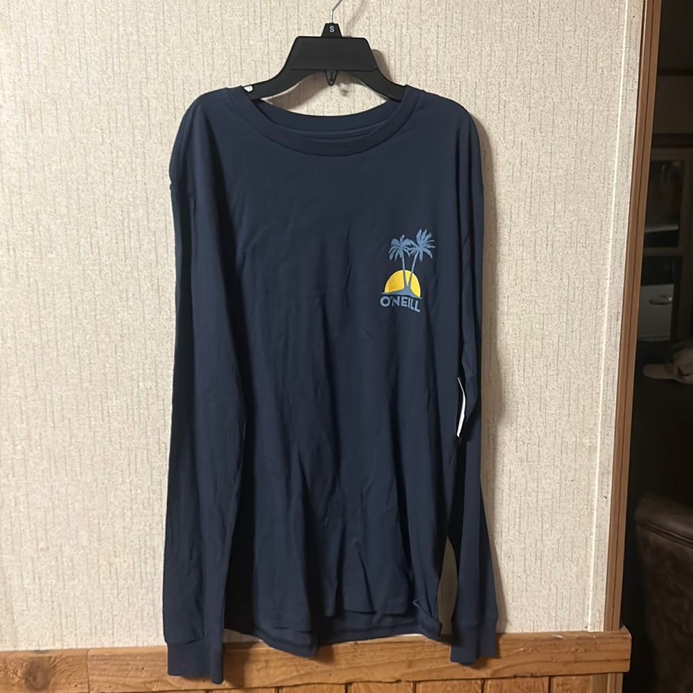 O'NEILL MODERN LONG SLEEVE GRAPHIC TEE: NEW WITH TAGS: BLUE: SIZE M